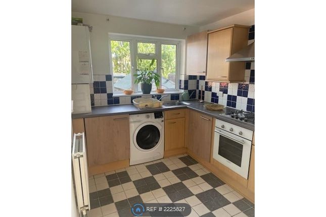 Maisonette to rent in Braemar Avenue, Wembley