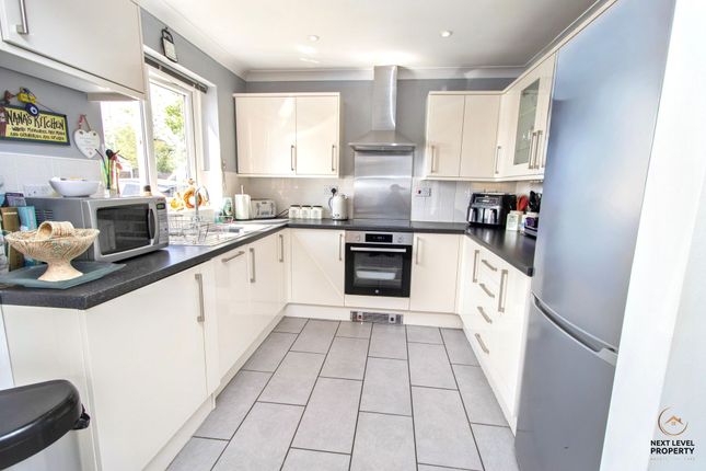17, Ash Tree Close, March photo 4