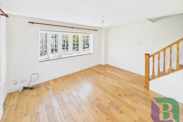 34b, Mount Pleasant, Aspley Guise photo 3