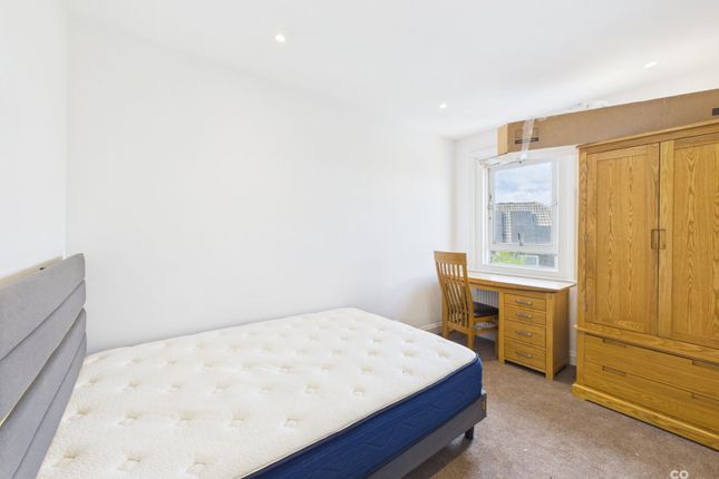 29 Clayton Road, Brighton photo 2