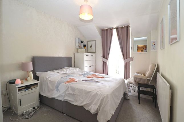 29 Ellingham,, Midhope Road, Surrey photo 4