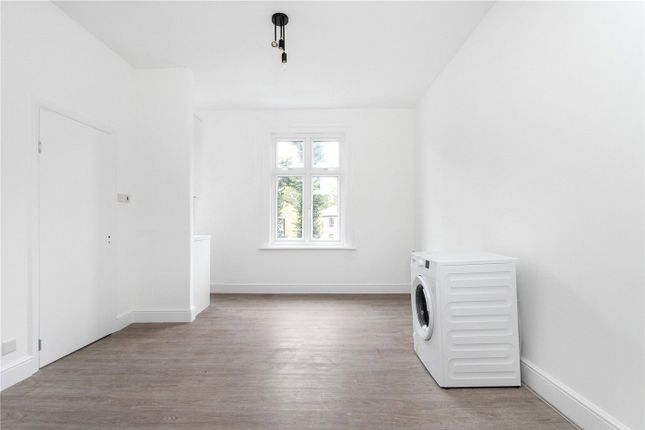 Flat E, 482, Caledonian Road, London photo 4