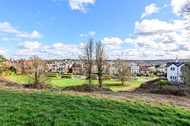 Flat for sale in Molyneux Park Road, Molyneux Place Molyneux Park Road