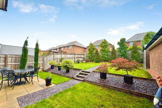 110, Lave Way, Caldicot photo 3