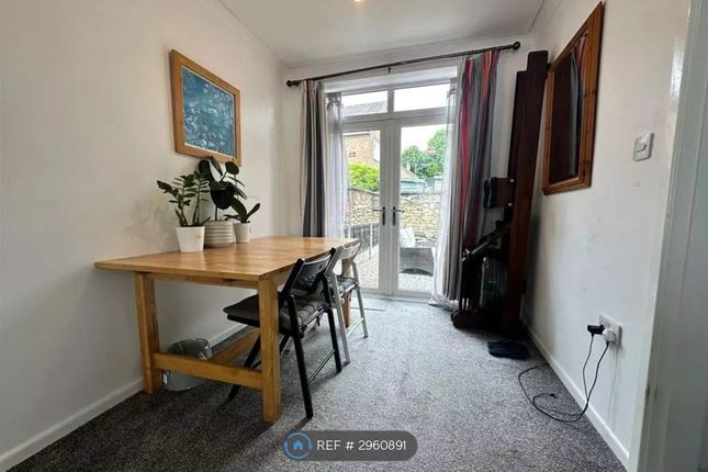 Uppermoor Close, Pudsey photo 5