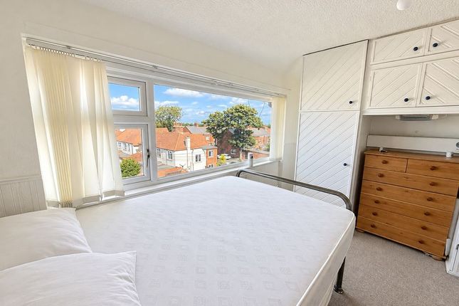 39, The Fold, Whitley Bay photo 5