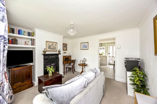 3 Somerset Cottages Lewes Road, Haywards Heath photo 2