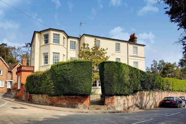 Flat for sale in Rectory Road, Taplow, Maidenhead