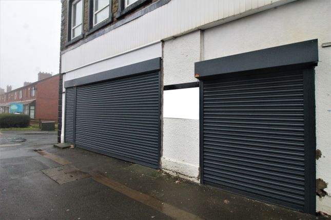 Thumbnail Retail premises to let in Ripponden Road, Moorside, Oldham