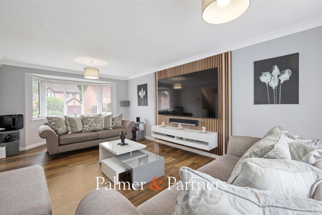 37, Raycliff Avenue, Essex photo 2