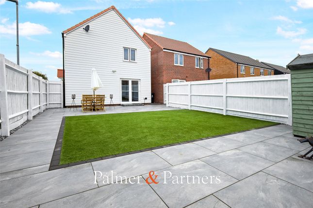56, Otter Way, Essex photo 4