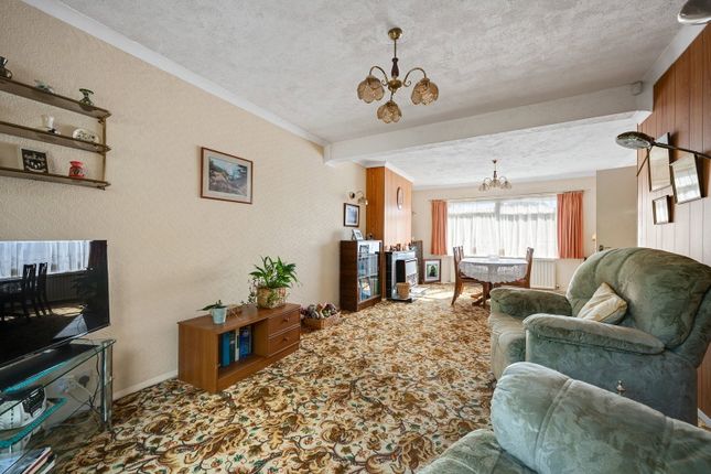 91, Norfield Road, Joydens Wood photo 3