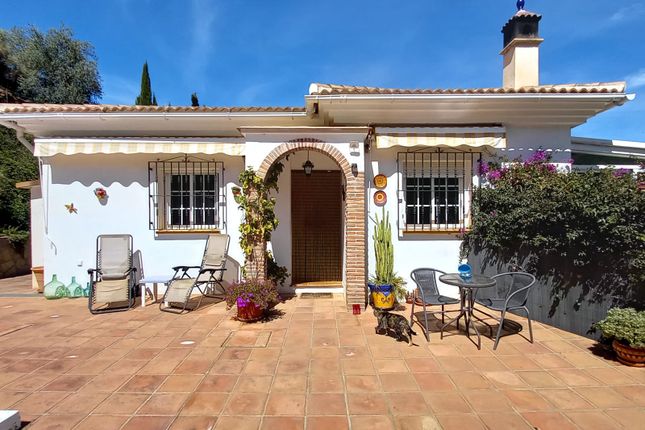 Thumbnail Villa for sale in Casa Nuestra, Cómpeta, Málaga, Andalusia, Spain