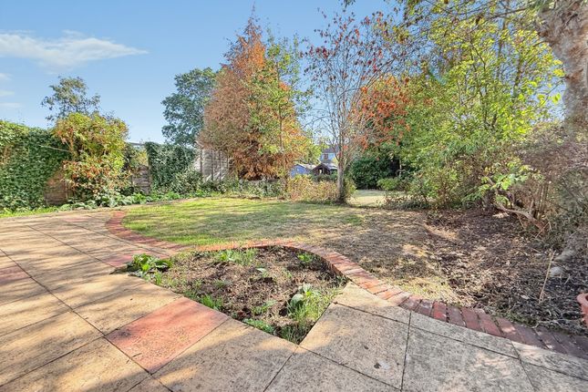 24, Anglesey Avenue, Hampshire photo 2