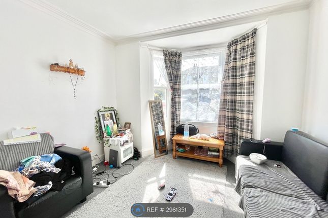 1 bed property for rent in Albion Road, Hounslow TW3
