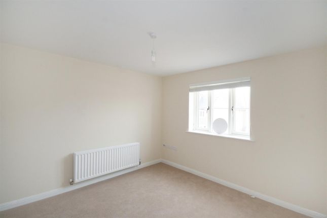 2, 45, Avian Avenue, Curo Park, St. Albans photo 4