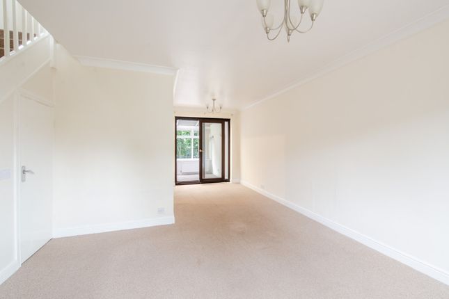 88, Gloucester Road, West Yorkshire photo 2