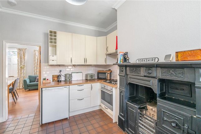 15, Granville Place, West Yorkshire photo 4