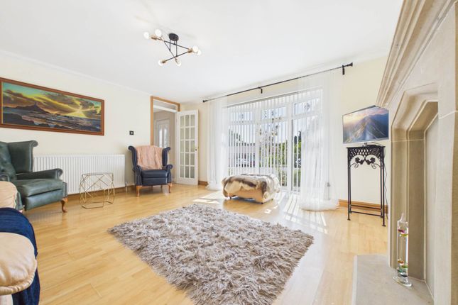 88, Hillview Drive, Glasgow photo 3