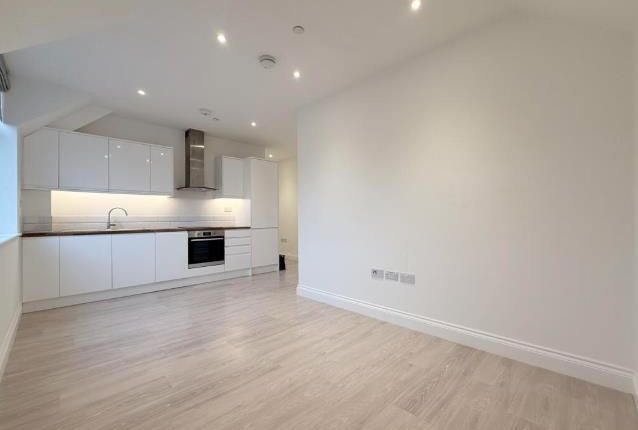 Flat 15, 89, The Exchange, Marlowes, Hemel Hempstead photo 2