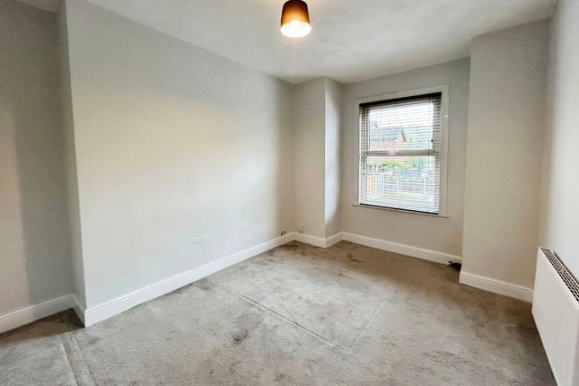 Springfield Road, Greater Manchester photo 3