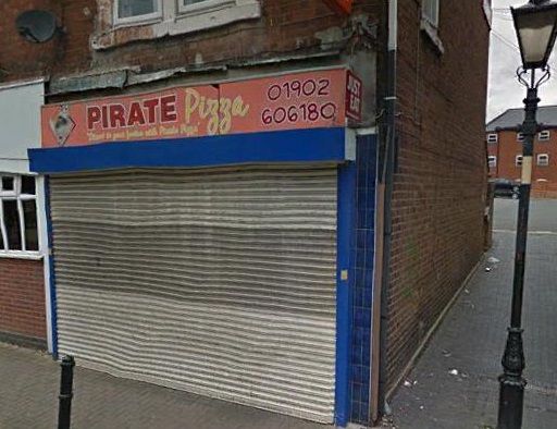 Retail premises to let in Wolverhampton Street, Willenhall