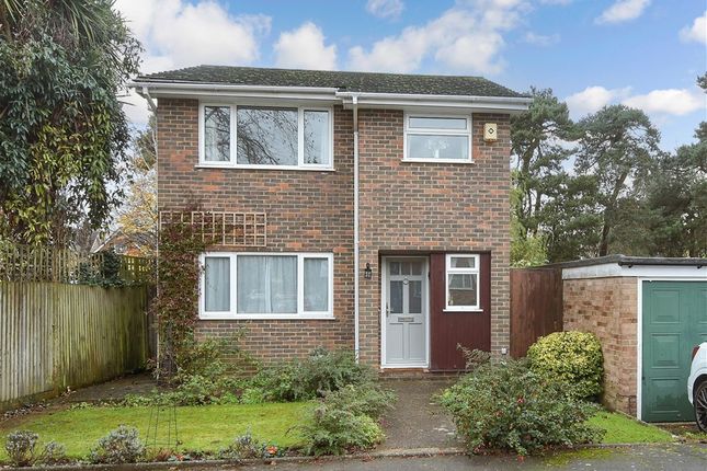 3-bed detached on Yorke Gardens, Reigate, £675,000