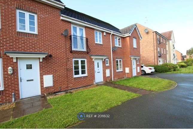 Terraced house to rent in Phoenix Place, Warrington