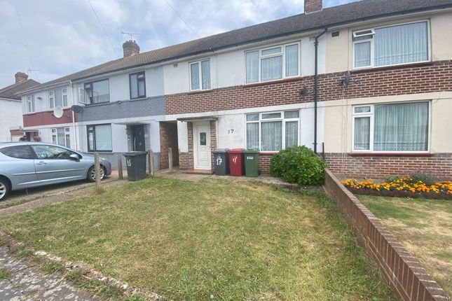 Thumbnail Property to rent in Windermere Way, Burnham, Slough