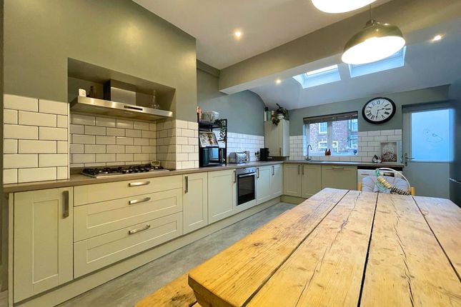 5 Dudley Road, Sale photo 3