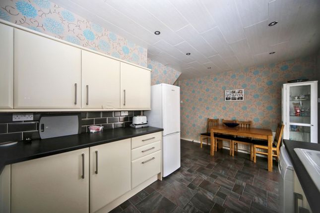 57 Woodhouse Drive, Wigan photo 4