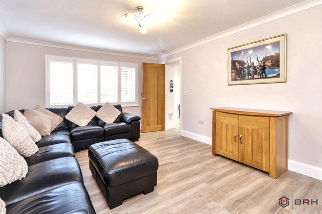 12, Pasture Way, Castleford photo 2