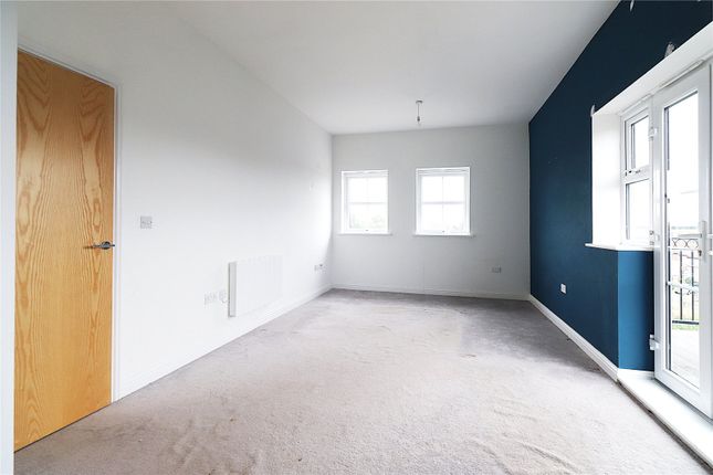 Flat for sale in Peridot Court, 99 Slade Green Road, Erith, Kent