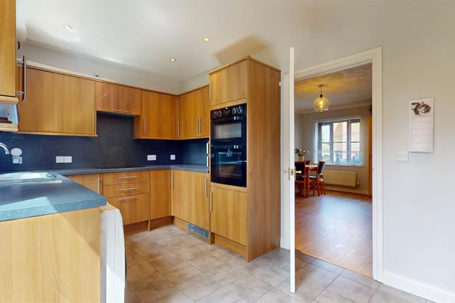 6, Tynemouth Rise, Milton Keynes photo 5