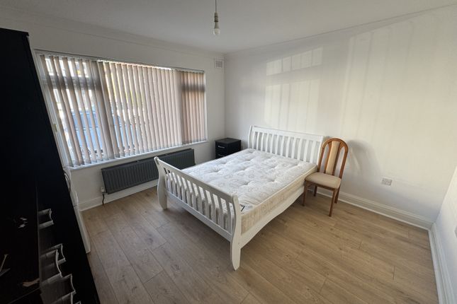 Room To Rent