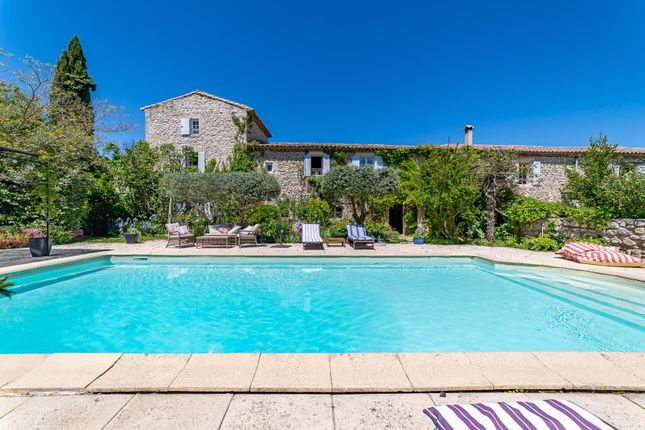 Thumbnail Farmhouse for sale in Lussan, Gard, Languedoc-Roussillon, France