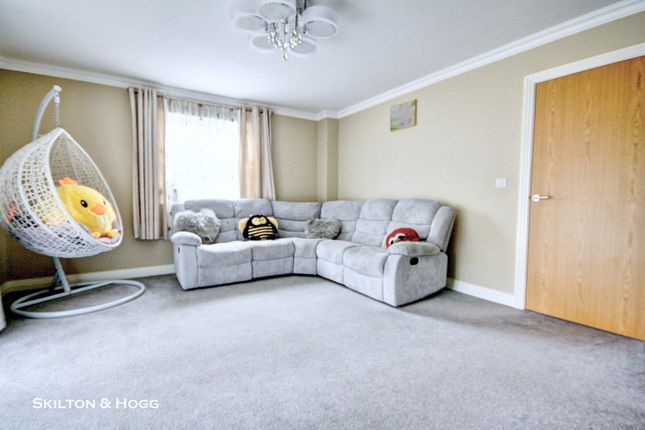 24, Deerhurst Road, Daventry photo 4