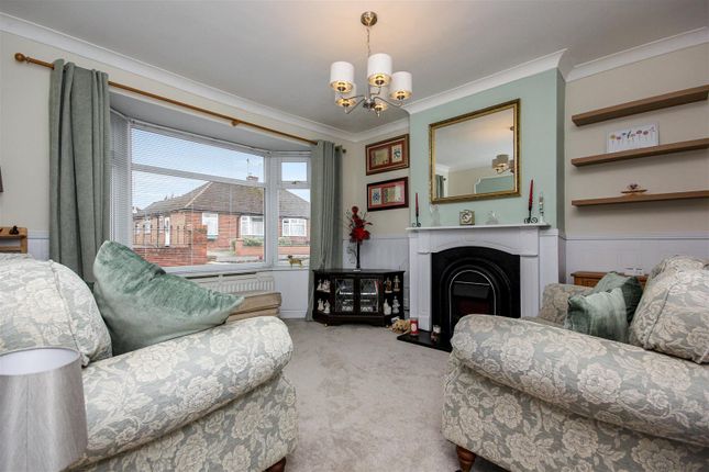 St. Margarets Avenue, Rushden photo 2