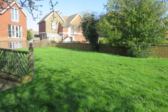 31, EASTBOURNE photo 2