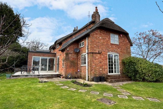 Cottage for sale in Beaulieu Road, Lyndhurst