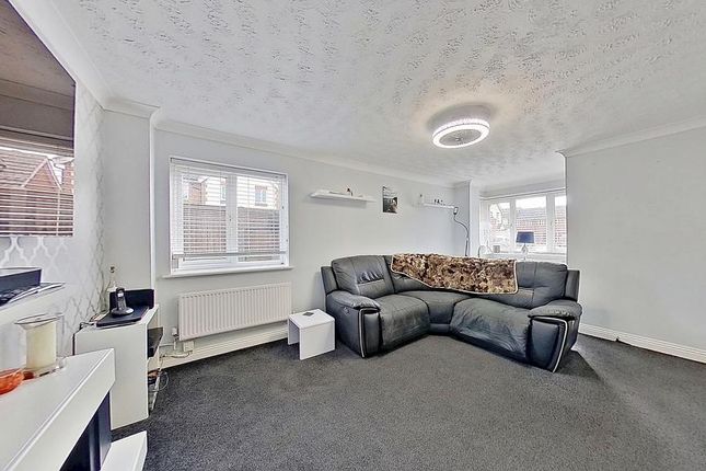 7, Shore Close, Herne Bay photo 4