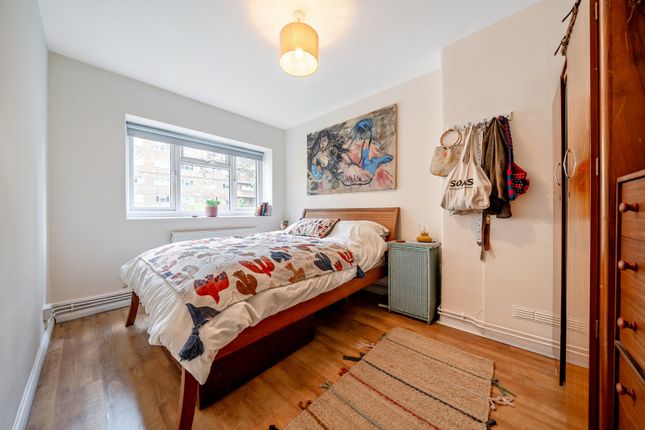 Flat 26, Rother House,, Peckham Rye, London photo 2