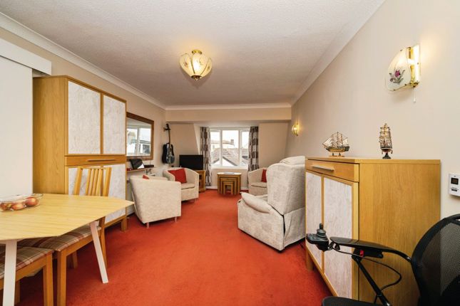 112 Homecourt House, Bartholomew Street West, Exeter photo 4
