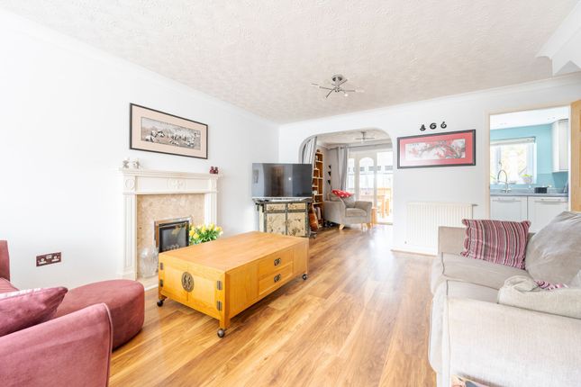 2 Stonalls, Bury St. Edmunds photo 2