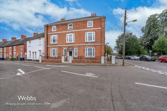 Flat to rent in Bow Street, Rugeley