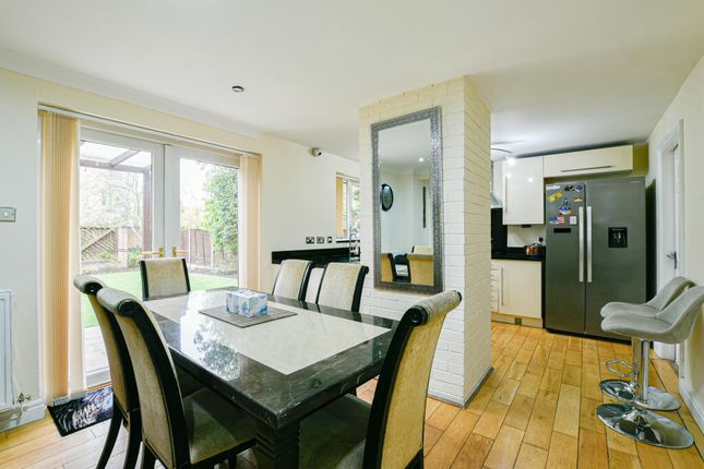 11 Regency Gardens,, Regency Gardens, Manchester photo 4