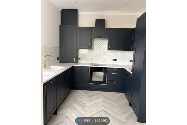 2-bed flat on C Rainsford Lane, Chelmsford, £1,450/mo