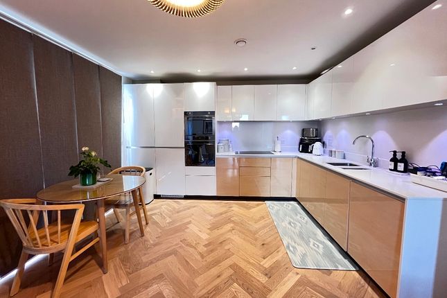 Flat 4, Periwinkle Court, Romford photo 2