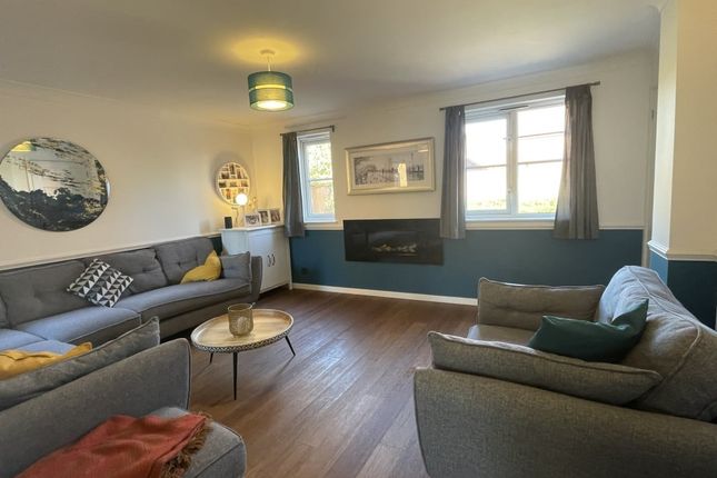 1 Chillingham Court, Milton Keynes photo 2