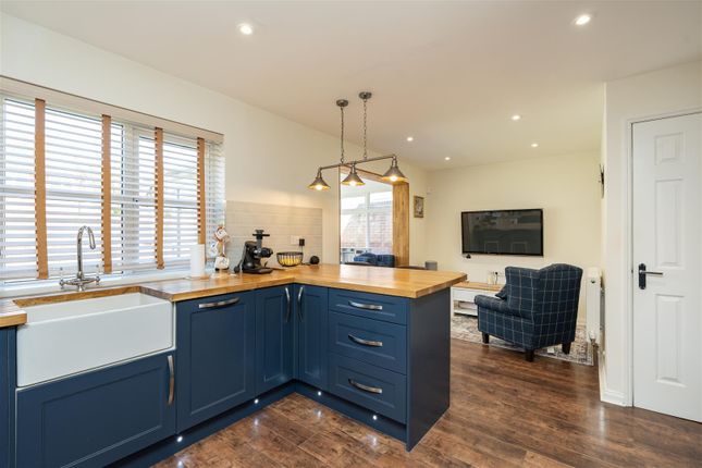 2, Tasman Close, Spalding photo 4